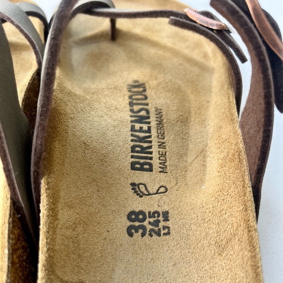 NWT Birkenstock Sandal Mayari
Birkibuc Mocha Brown copper buckle. New. - Picture 9 of 15